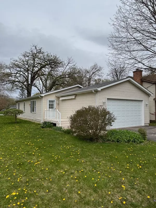 25564 W Arcade DR N, Lake Villa, IL 60046