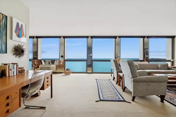 Chicago, IL 60610,1240 N Lake Shore DR #9B
