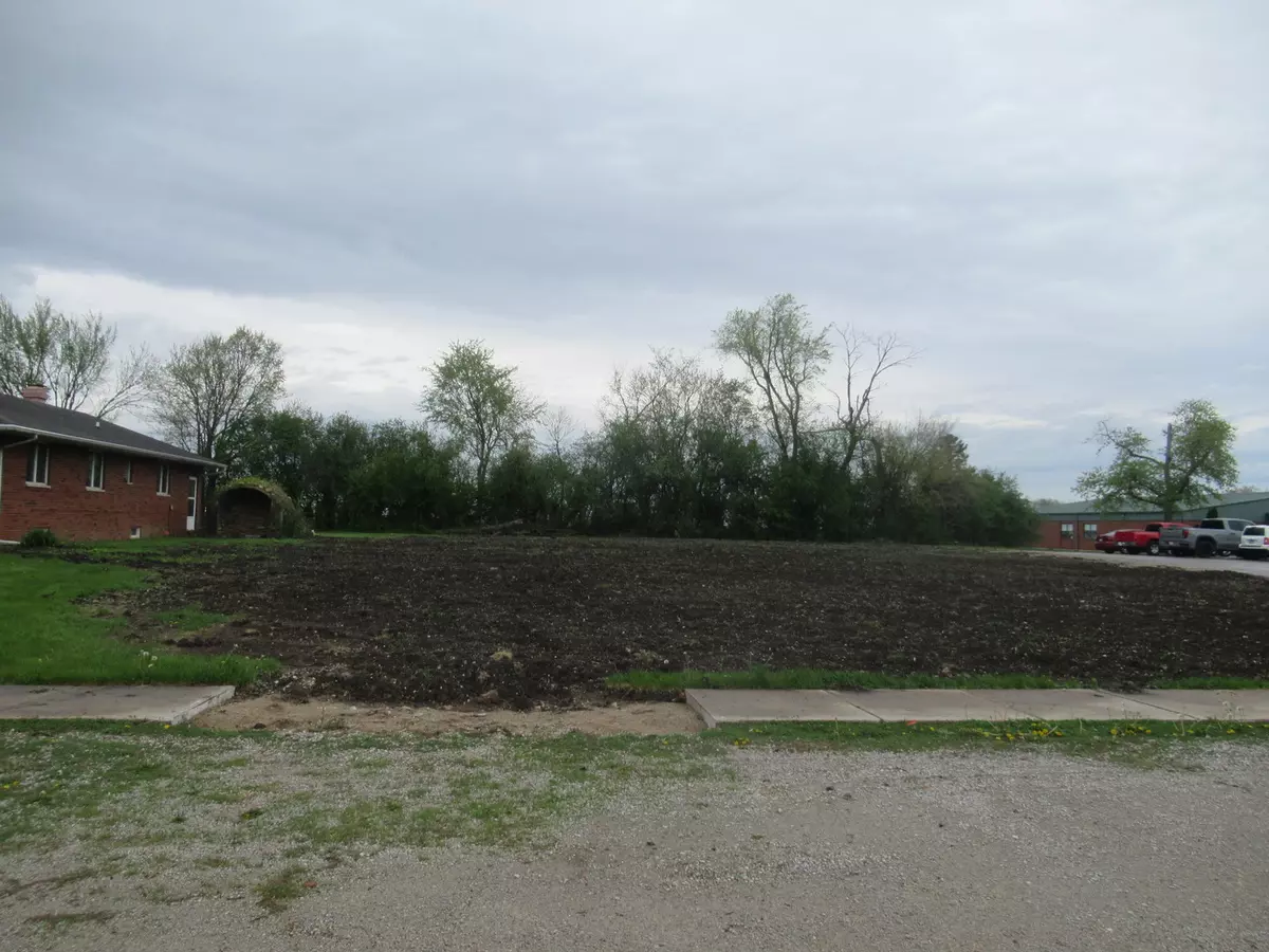 Cullom, IL 60929,113 W Van Alstyne ST