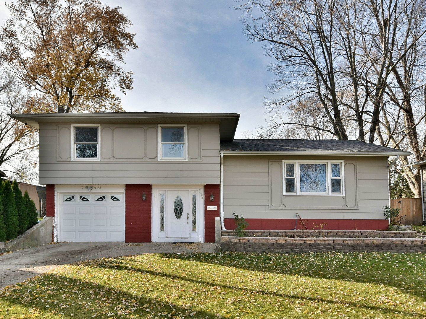 7260 ROSEWOOD ST, Hanover Park, IL 60133
