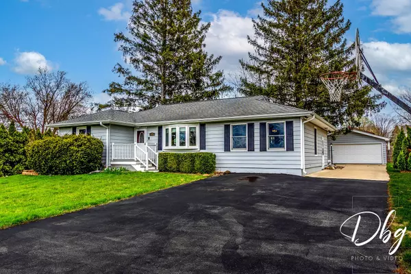 Gurnee, IL 60031,395 Magnolia AVE