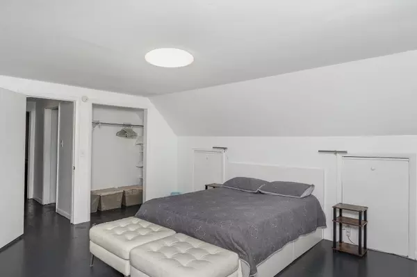 Crestwood, IL 60418,13006 W Playfield DR