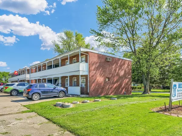 1942 COUNTY ROAD 3000N RD, Rantoul, IL 61866