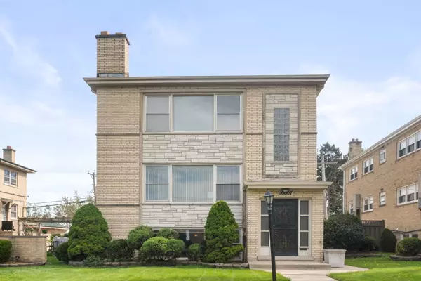 Westchester, IL 60154,10607 W Cermak RD