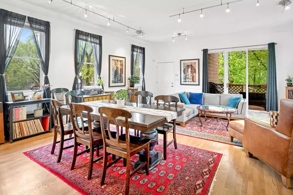 Chicago, IL 60622,2130 W Le Moyne ST #2