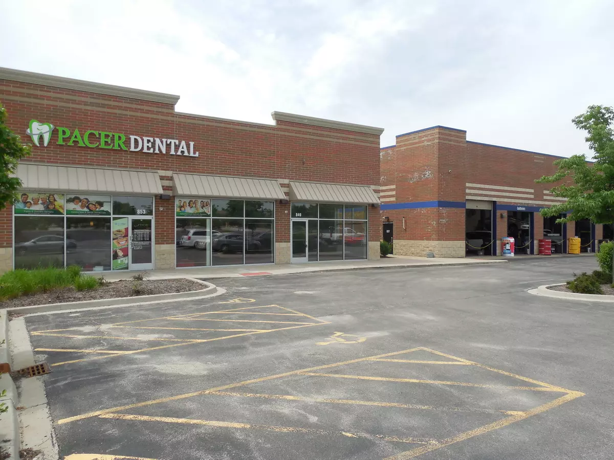 Batavia, IL 60510,849 Randall RD