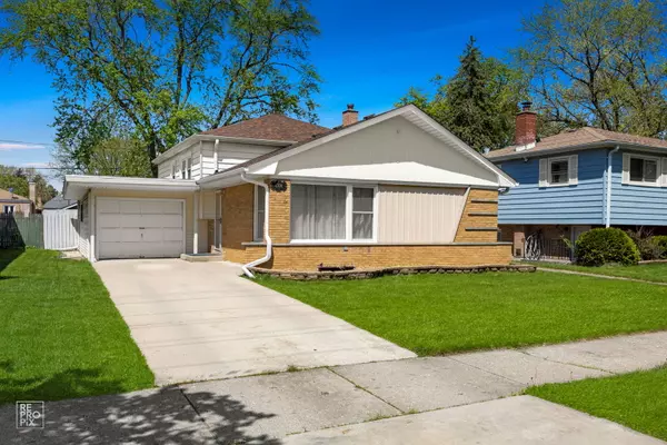 Oak Lawn, IL 60453,4704 W 99th ST