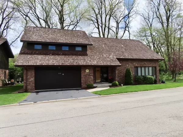 31a Lucas DR, Palos Hills, IL 60465
