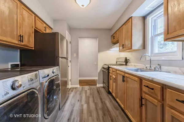 Matteson, IL 60443,Address not disclosed