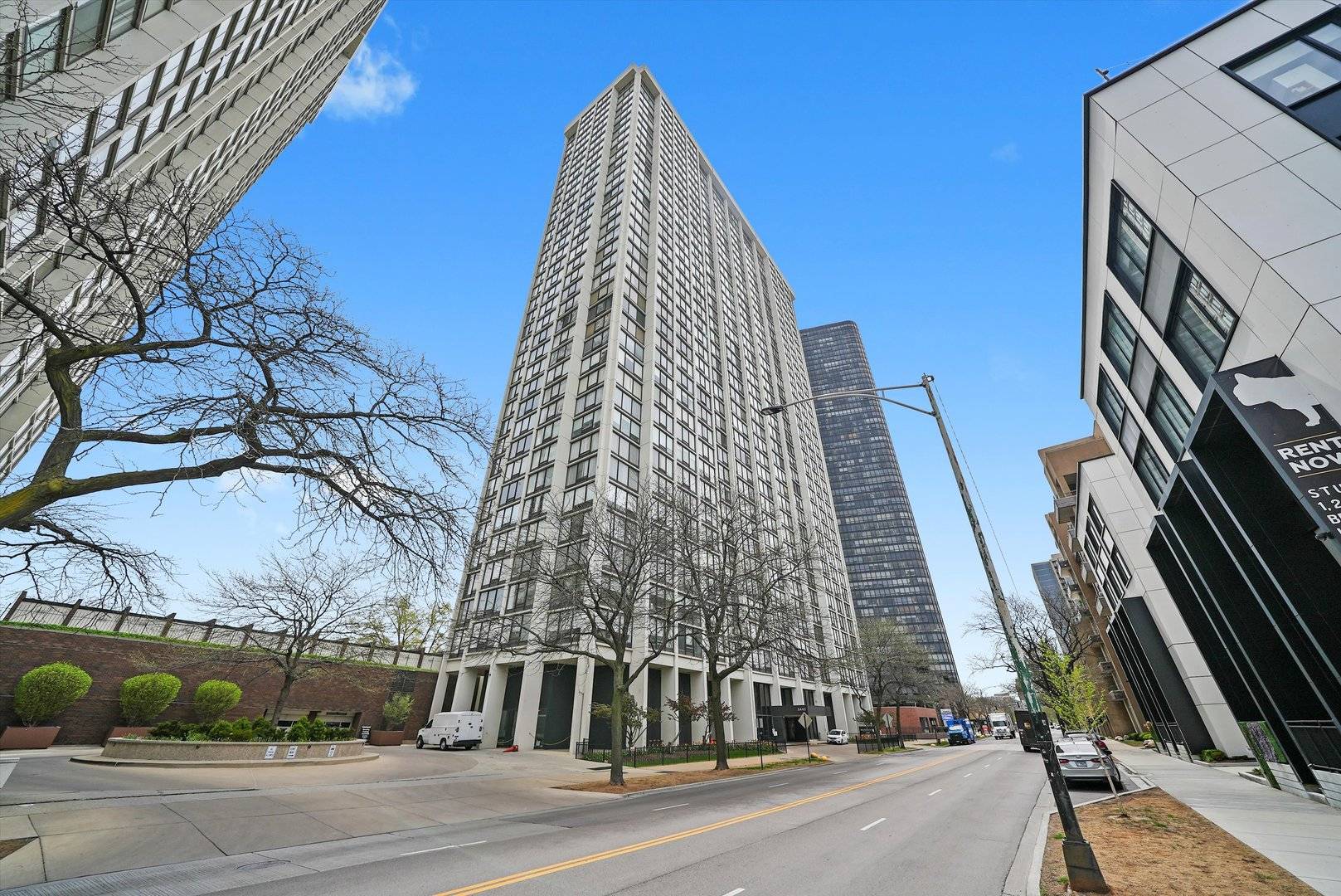 5445 N Sheridan RD #2012, Chicago, IL 60640