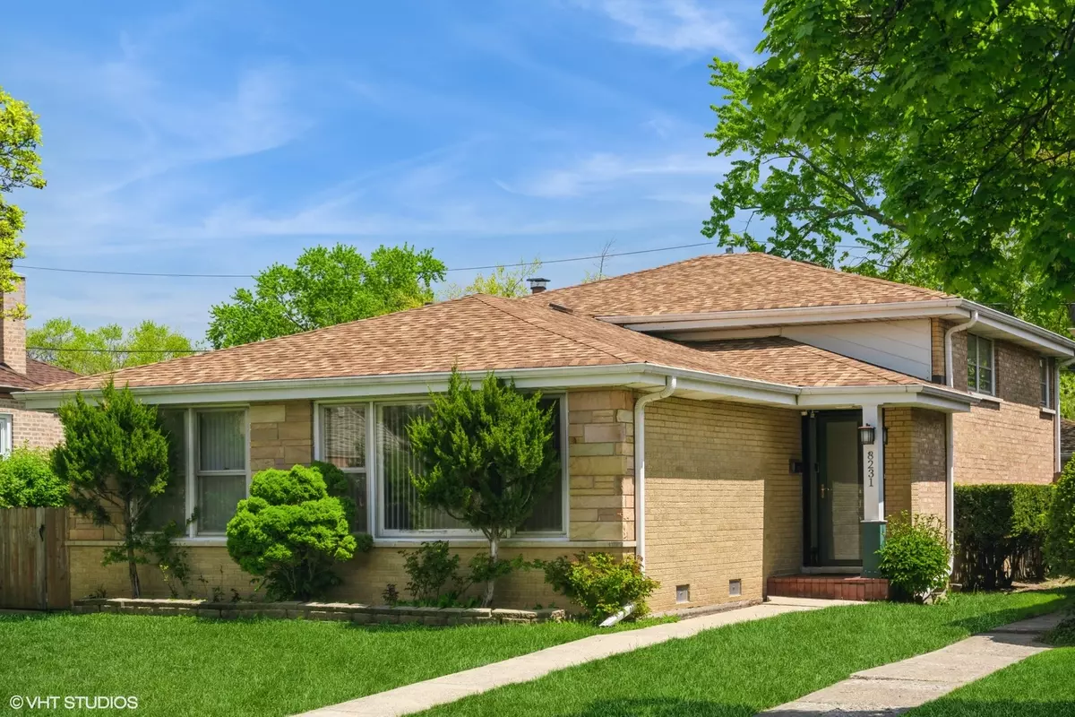 Skokie, IL 60076,8231 Harding AVE