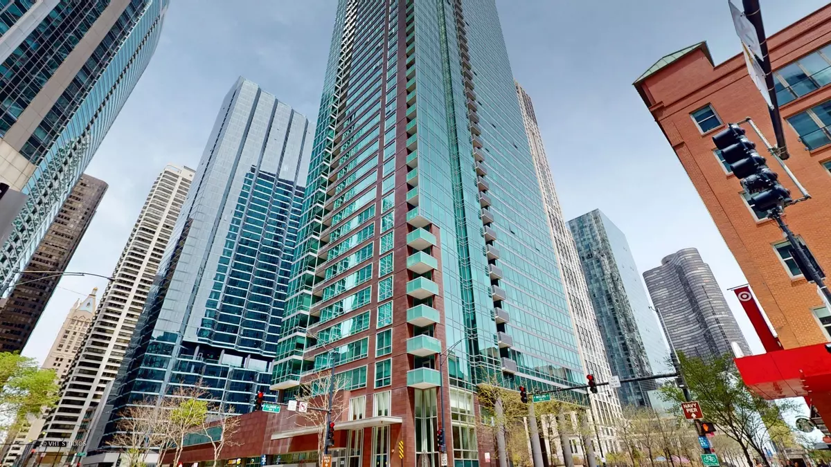 Chicago, IL 60611,505 N MCCLURG CT #4405