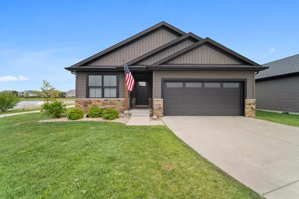 1128 Hershey RD, Normal, IL 61761