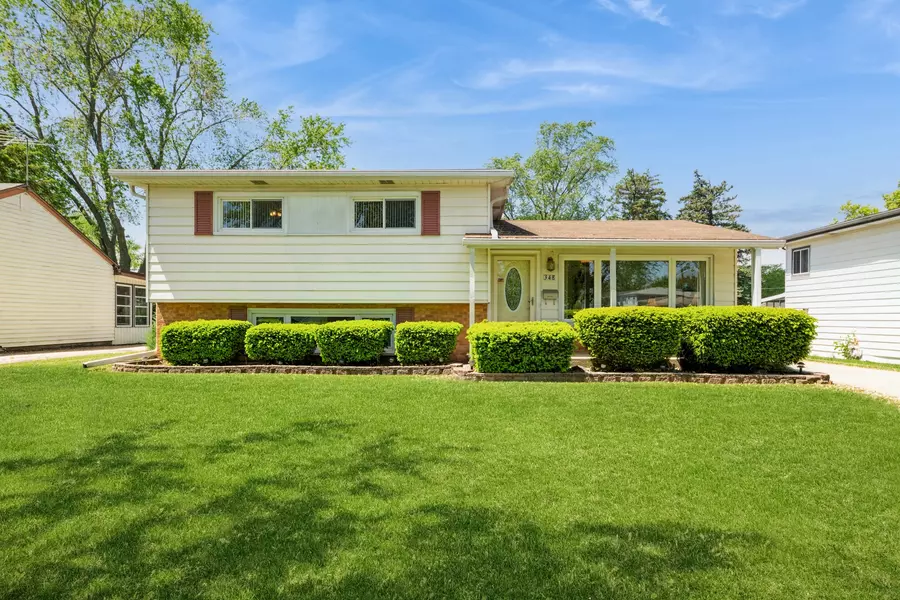 348 N Wesley DR, Addison, IL 60101