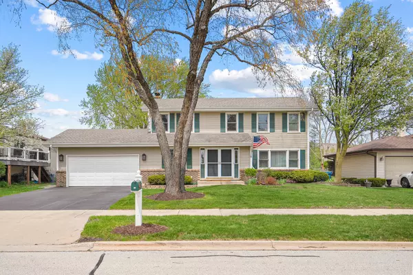 Itasca, IL 60143,107 W Theodore LN