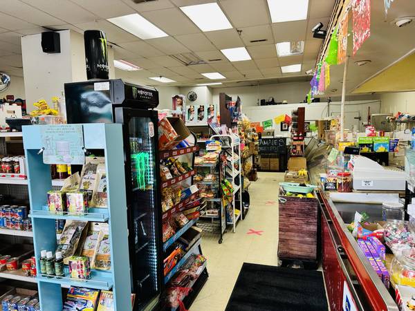 Prospect Heights, IL 60070,650 N Milwaukee AVE