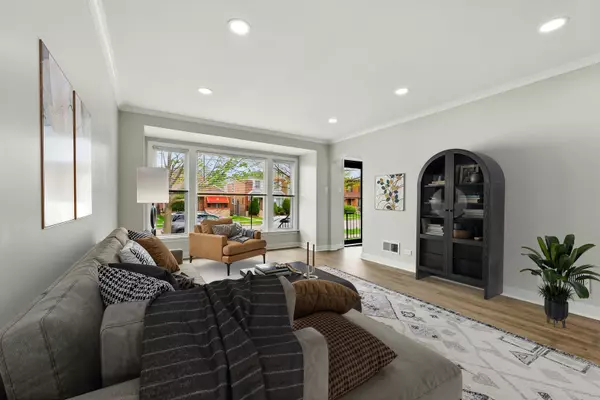 Chicago, IL 60617,8930 S Ridgeland AVE