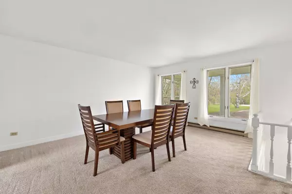 Harvard, IL 60033,10414 Alden RD