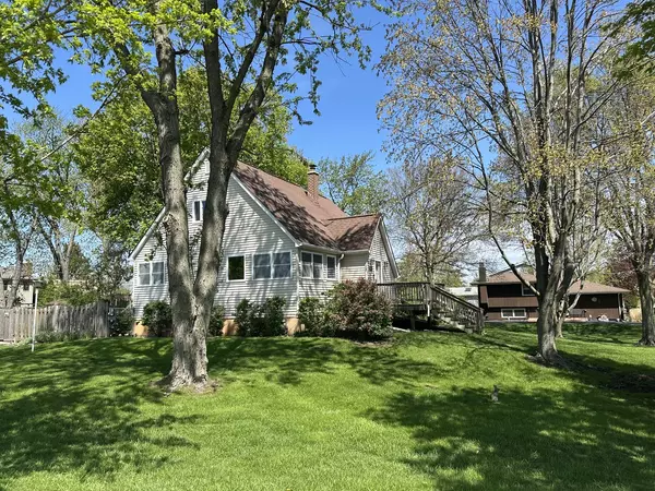 Lombard, IL 60148,276 N Lewis AVE