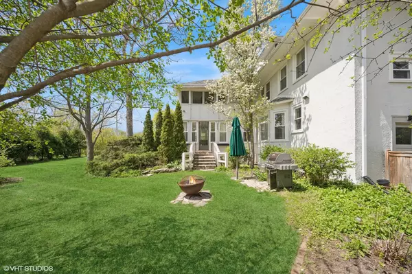 Highland Park, IL 60035,1417 Green Bay RD