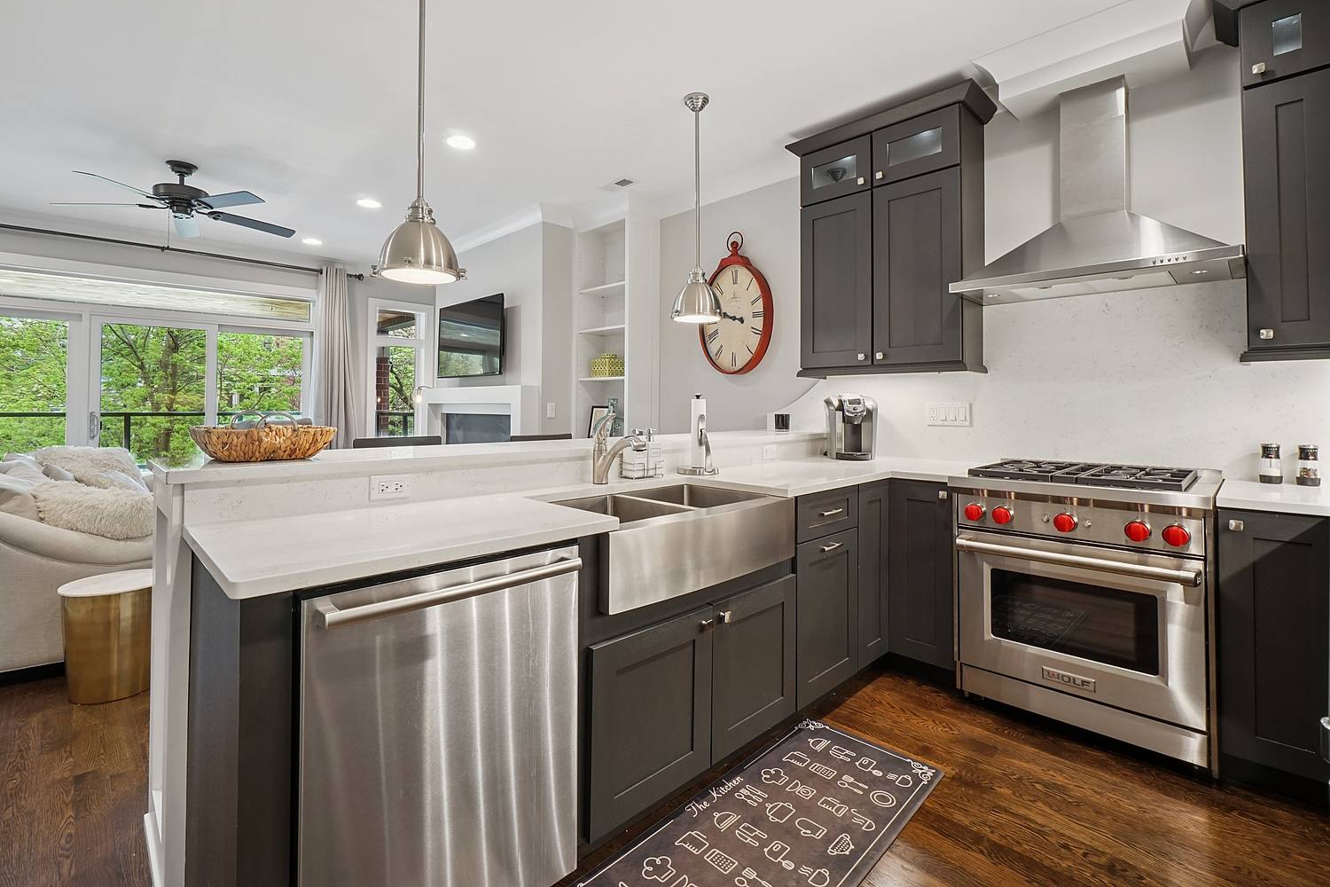 Chicago, IL 60613,3740 N Kenmore AVE #2
