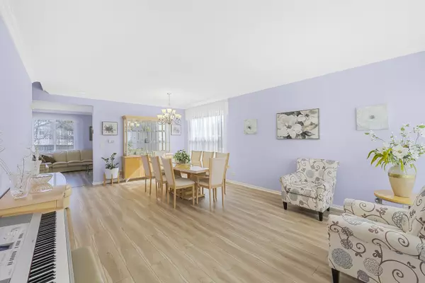 Round Lake, IL 60073,536 W Caldwell DR