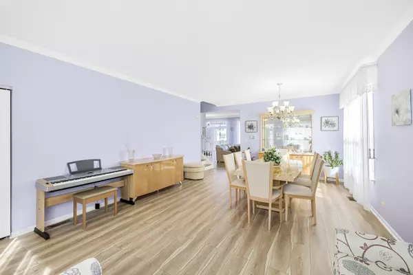 Round Lake, IL 60073,536 W Caldwell DR