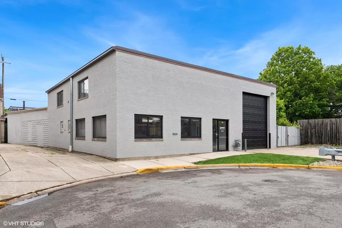 Forest Park, IL 60130,7744 Monroe ST