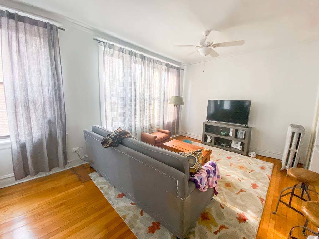 Chicago, IL 60615,5427 S University AVE #1N