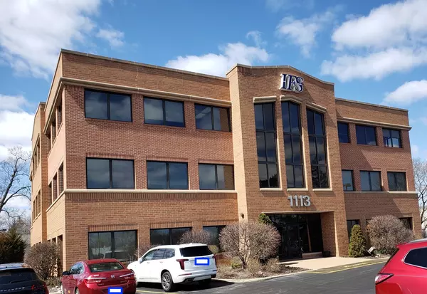 Libertyville, IL 60048,1113 S Milwaukee AVE #301-A
