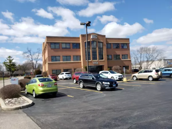 Libertyville, IL 60048,1113 S Milwaukee AVE #301