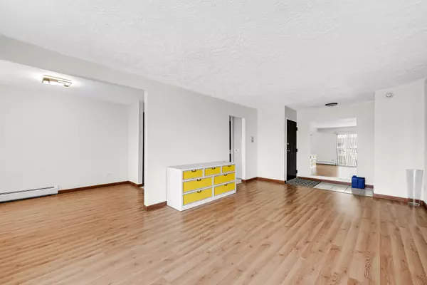 Buffalo Grove, IL 60089,2 VILLA VERDE DR #320