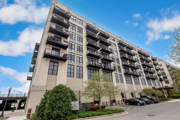 1525 S Sangamon ST #402, Chicago, IL 60608