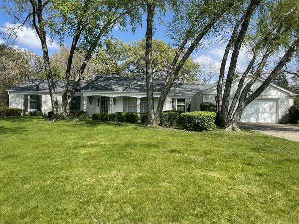 708 Timberline DR,  Joliet,  IL 60431