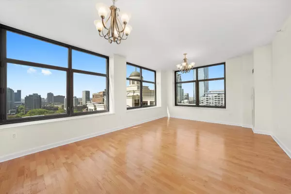 Chicago, IL 60605,233 E 13th ST #2209