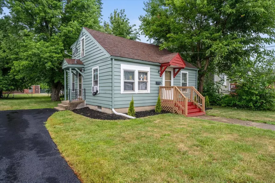 808 Gillette AVE, Aurora, IL 60506