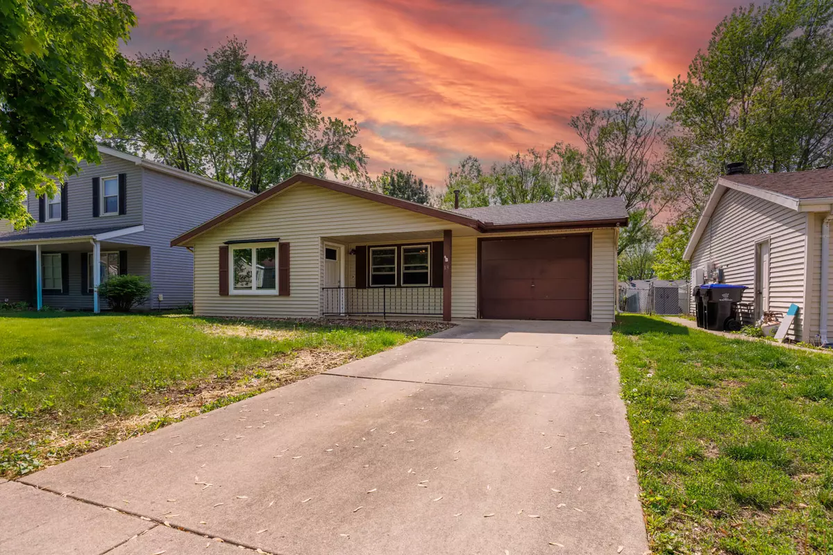 Bloomington, IL 61704,13 Carraway CT