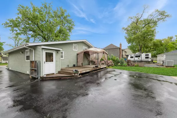 Elmhurst, IL 60126,646 W Babcock AVE