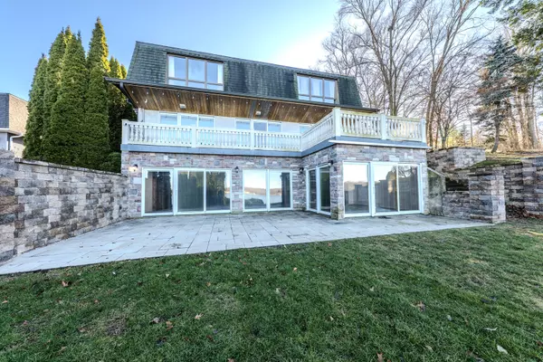25402 W Dering LN, Lake Villa, IL 60046