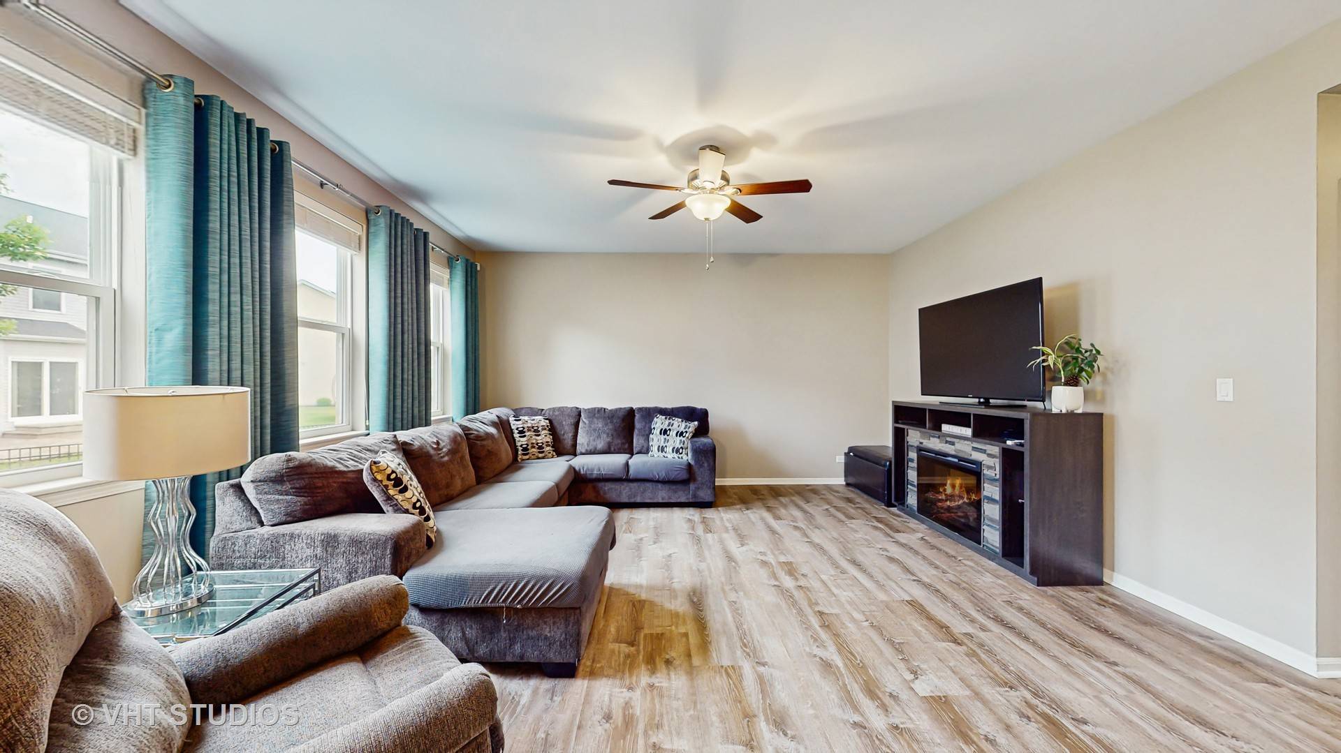 Algonquin, IL 60102,3756 Innesbrook CT