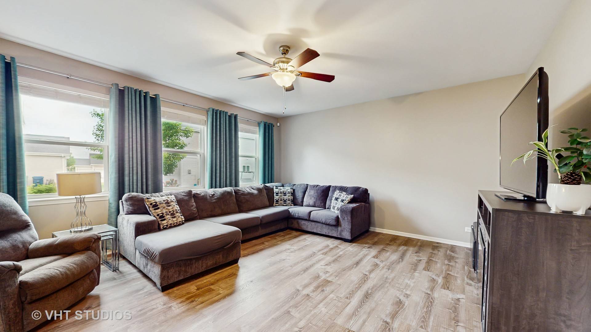 Algonquin, IL 60102,3756 Innesbrook CT