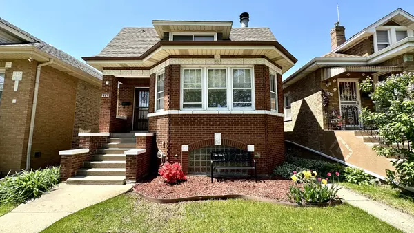 Elmwood Park, IL 60707,2742 N 76th CT