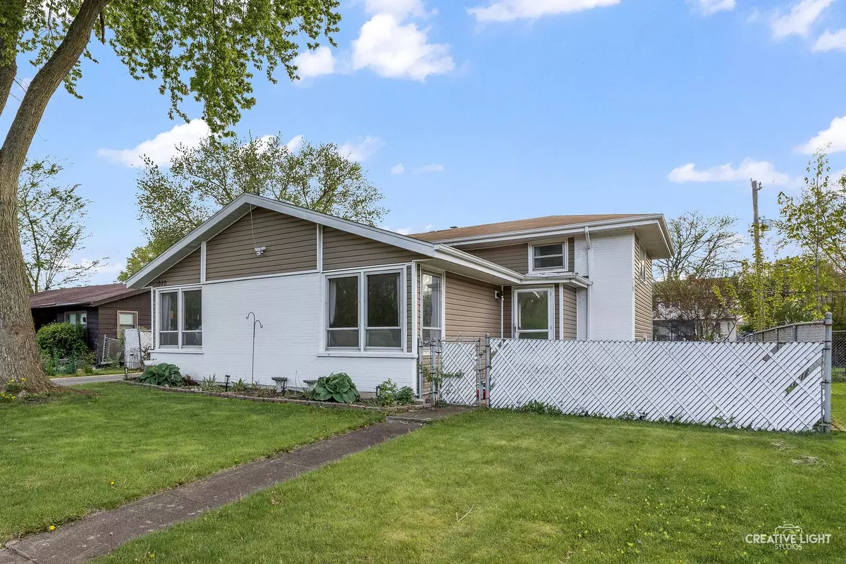 West Chicago, IL 60185,1020 Hahn PL