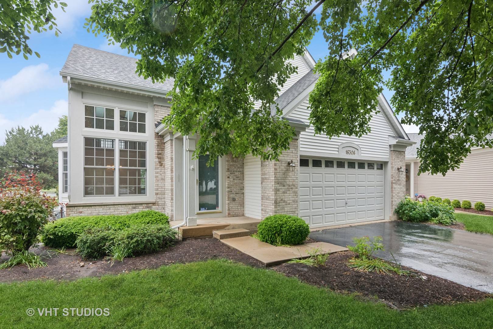 Crest Hill, IL 60403,16306 Windsor Lake CT