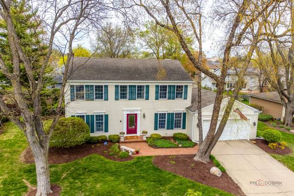 504 Juniper Pkwy, Libertyville, IL 60048