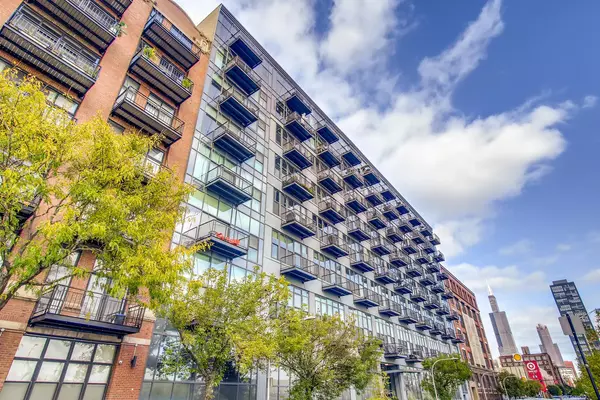 1224 W Van Buren ST #310, Chicago, IL 60607