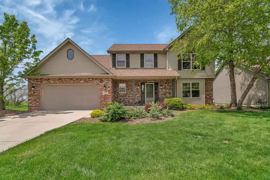 707 Casey DR, Minooka, IL 60447