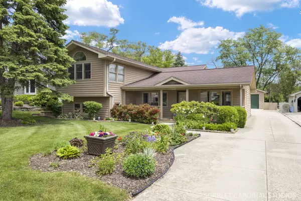 1045 S Grace ST, Lombard, IL 60148