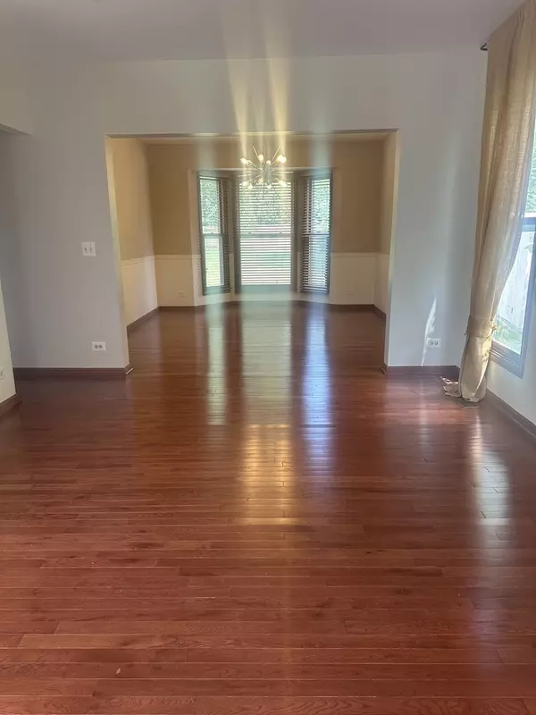 Vernon Hills, IL 60061,791 Williams WAY