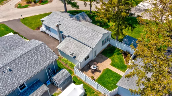 Grayslake, IL 60030,33945 N Lake RD